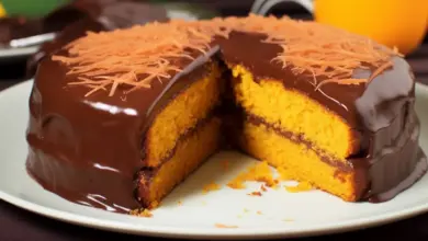 Bolo de Cenoura com Cobertura de Chocolate