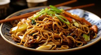 Yakisoba de Carne Caseiro: Delicioso e Simples, o Sabor do Japão em Sua Cozinha